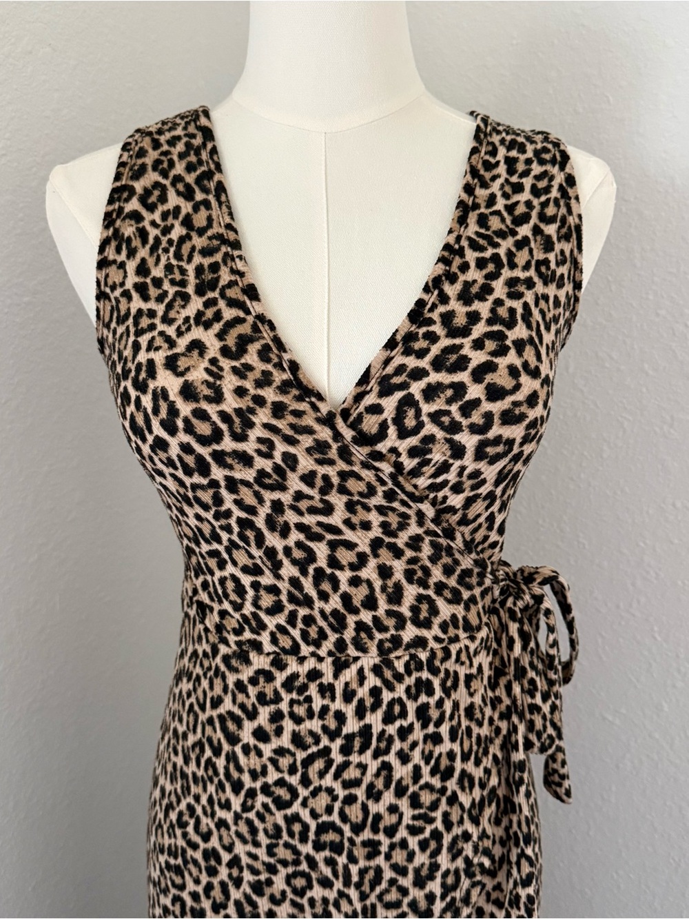 Leopard Print Faux Wrap Sleeveless Maxi Stretch Tie-Waist Dress Mob Wife Size M